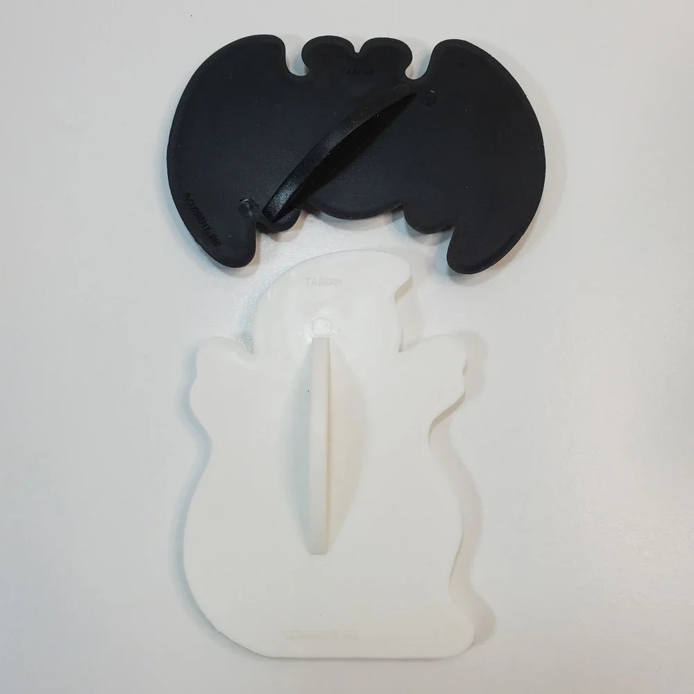 Vtg Current Inc Plastic White Ghost Black Bat Halloween Cookie Cutters Taiwan